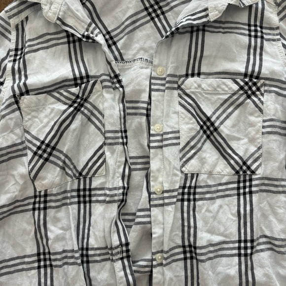 H&M Black and White Plaid Flannel Shirt - Picture 8 of 14